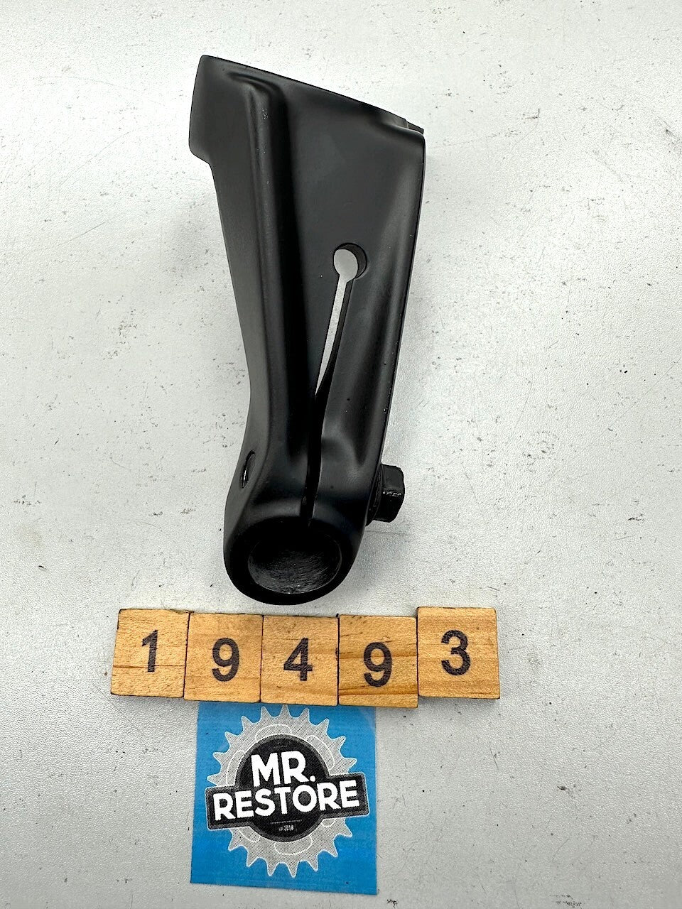 Kawasaki GT550 GT750 R/H OEM Handlebar Holder - Repainted 46012-1029
