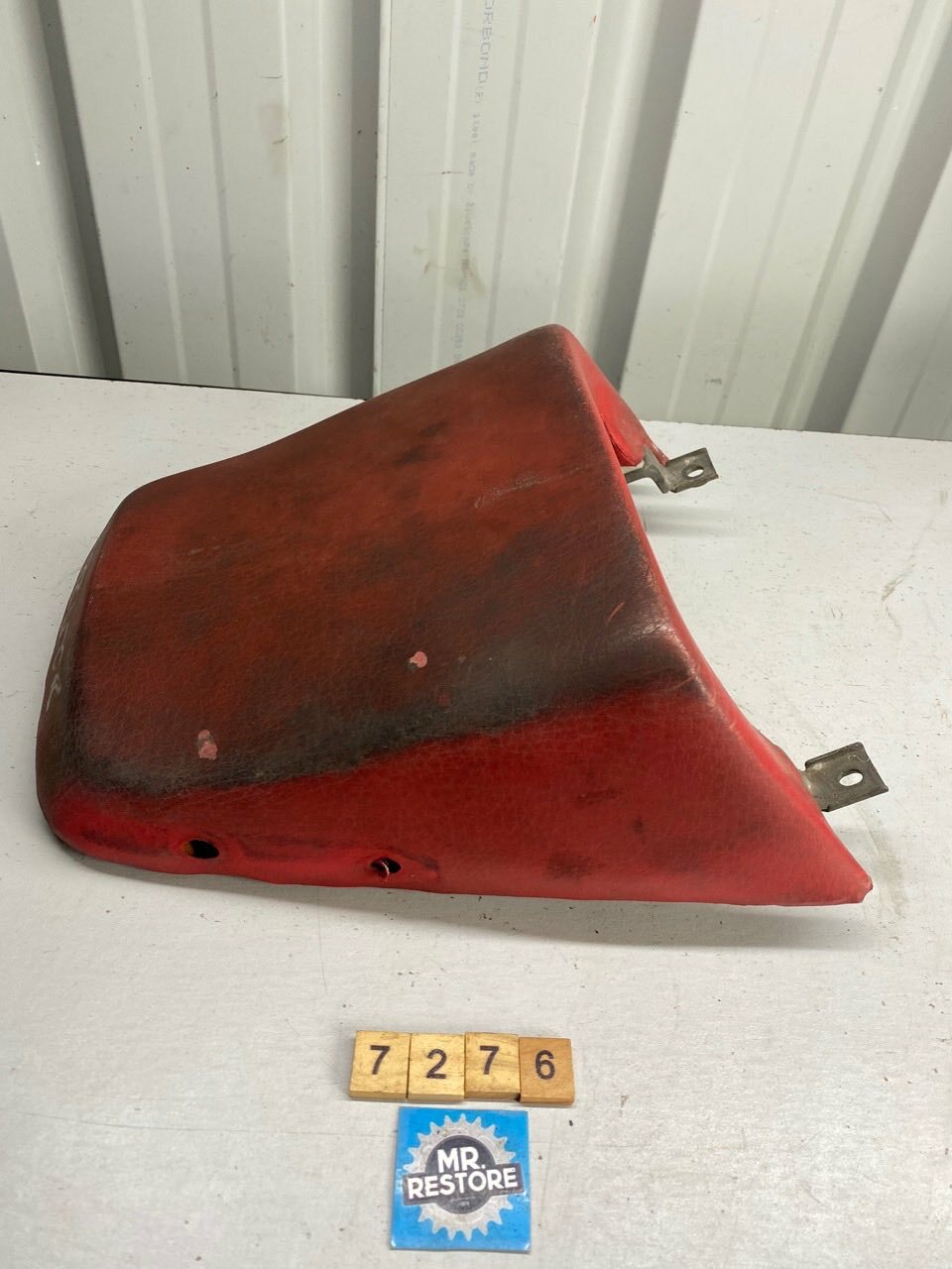 Kawasaki GPZ600 Pillion Passenger Seat - Red