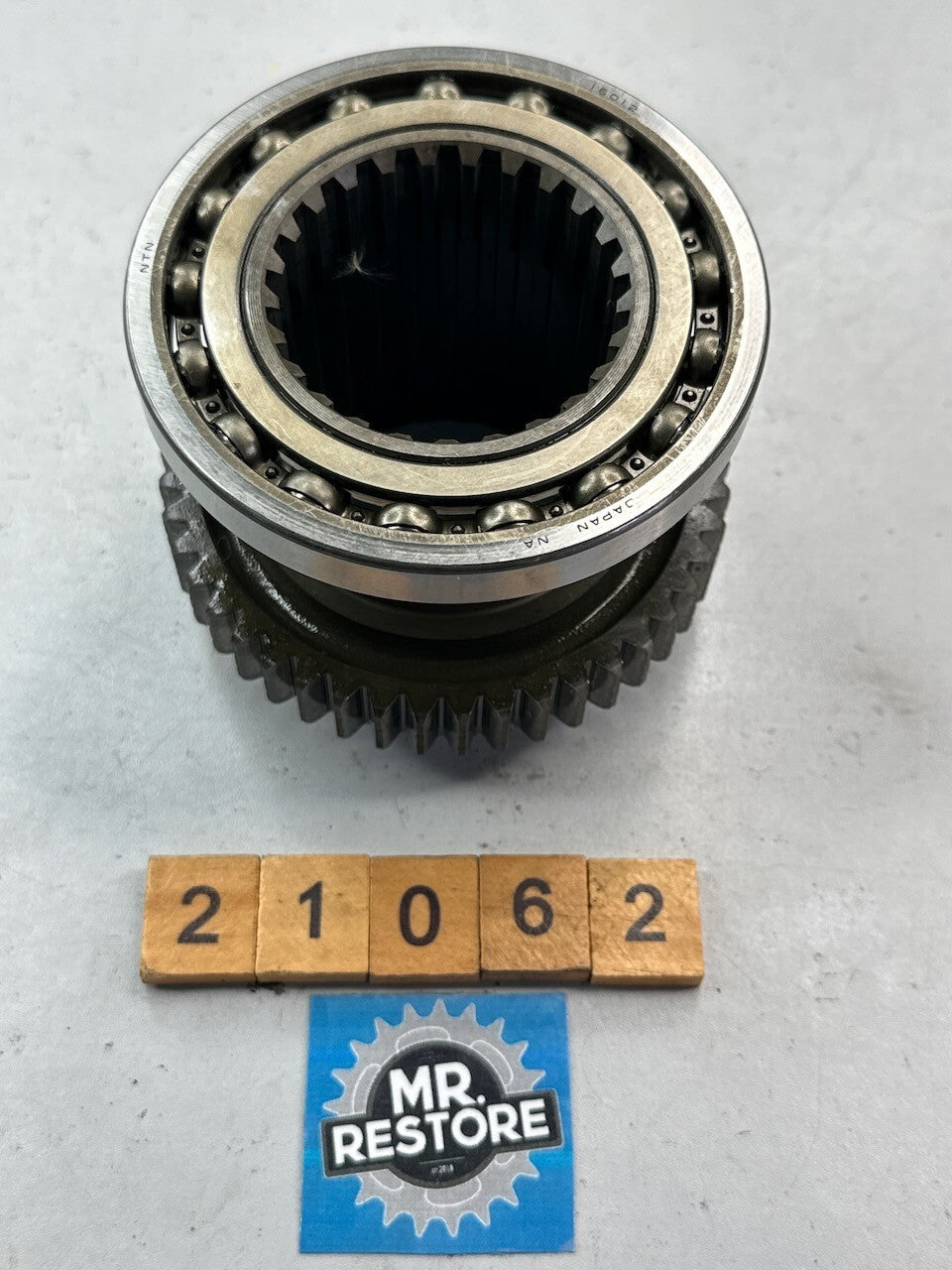 Yamaha XV1100 XV1000 Virago Middle Driven Gear & Bearing 23W-17583