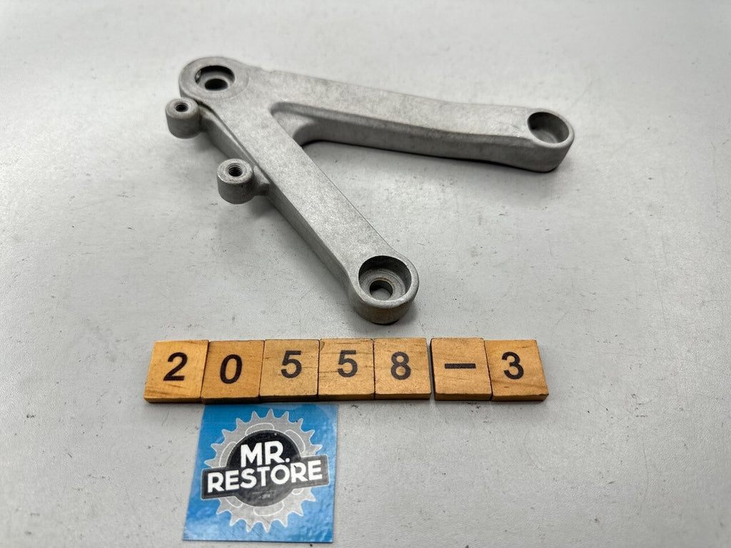 Honda CBR250RR MC22 L/H Footrest Foot Peg Bracket OEM 50700-KAZ