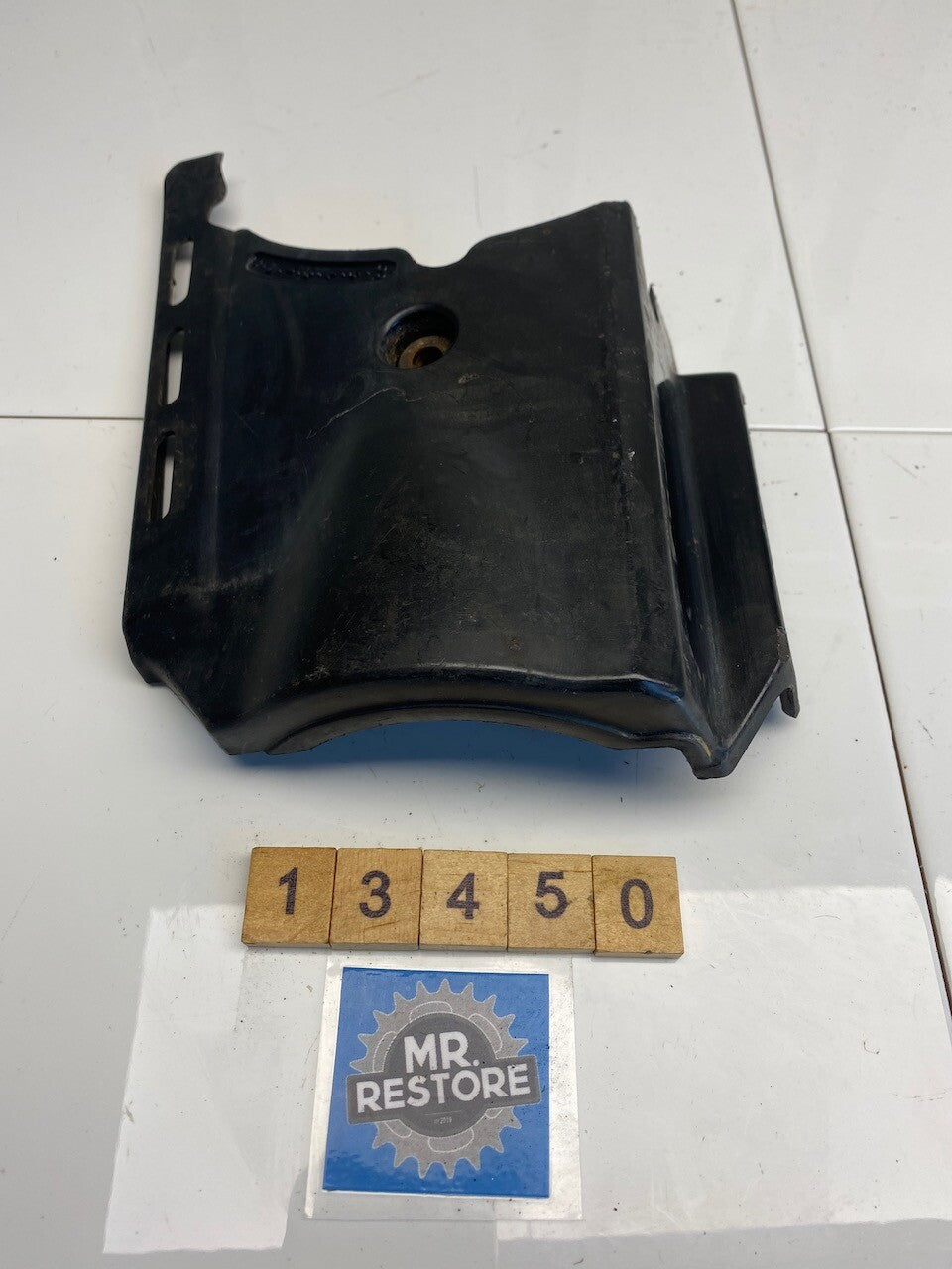 Honda VF750 Sabre V45 L/H Engine Side Water Pump Cover 11341-MB0-770