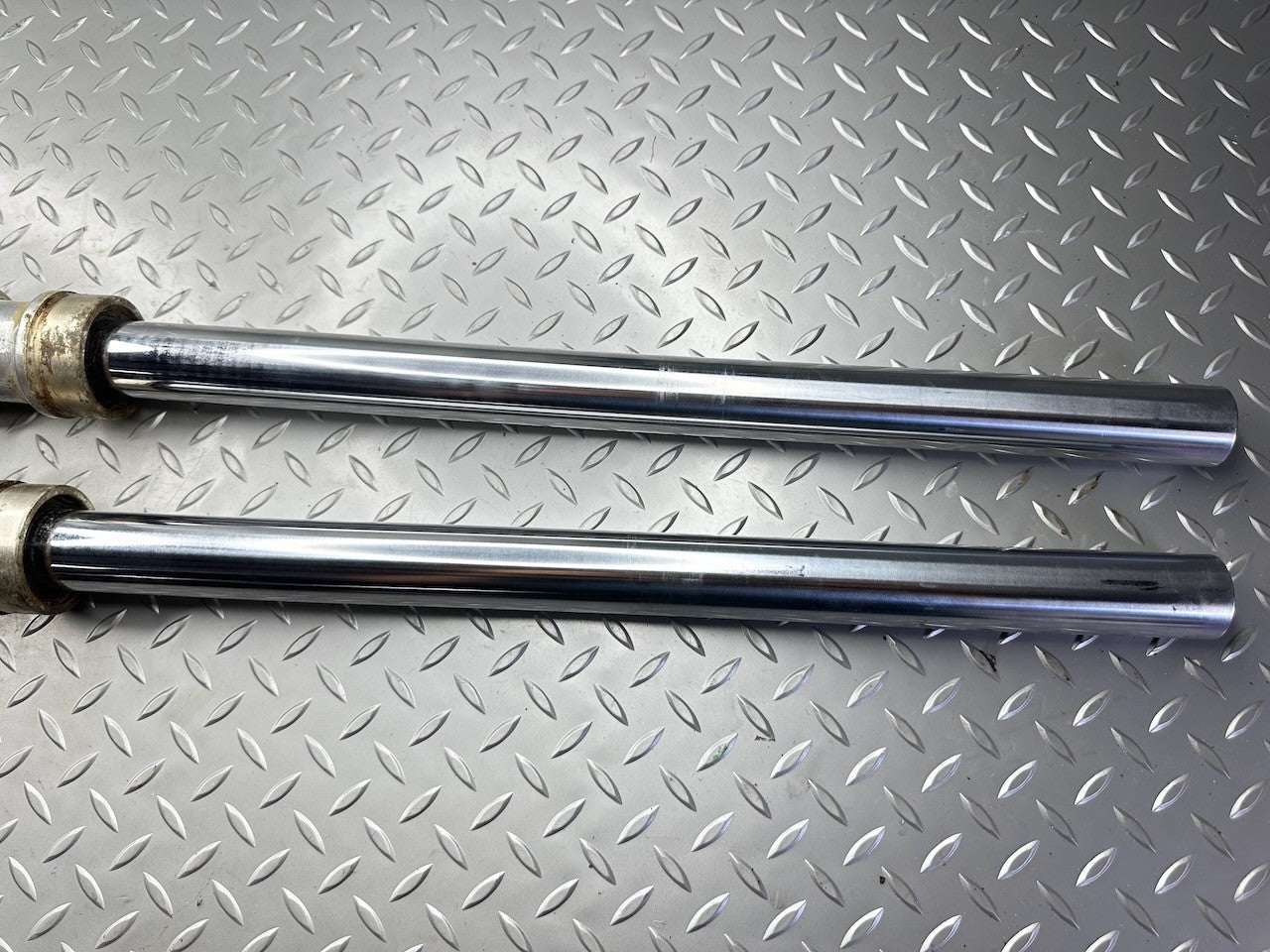 Suzuki TS185 33mm Pair of Forks