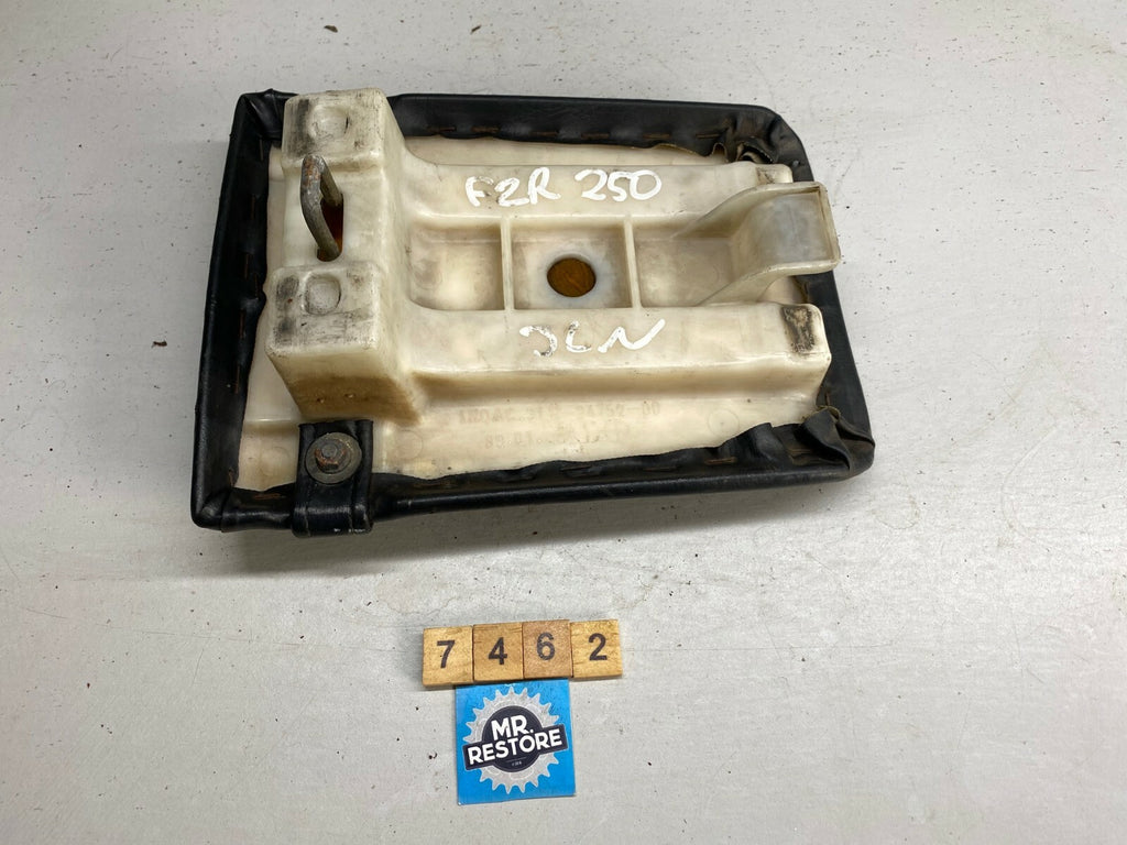 Yamaha FZR250 3LN Pillion Passenger Seat, Strap - 3LN-24750 & 3LN-24734