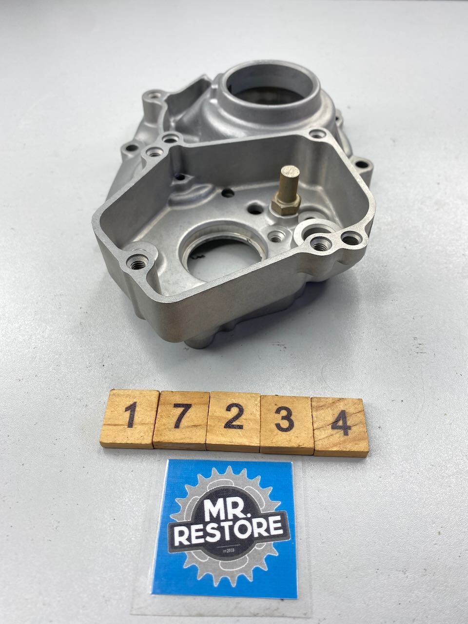 Kawasaki KR250 KR-1 Crankcase 14001-1061 Vapour Blasted