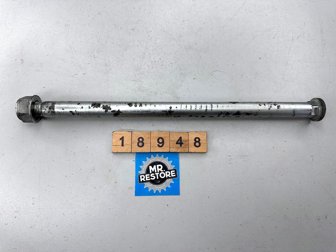 Honda CBR250RR CBR250R MC22 MC19 CBR400 Swingarm Pivot Bolt 52101-KT7
