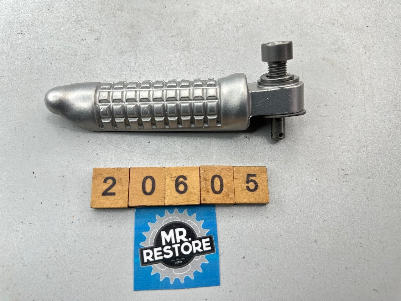 Suzuki RG500 RG400 OEM L/H Riders Footrest Peg - Vapour Blasted - 43502-04A00