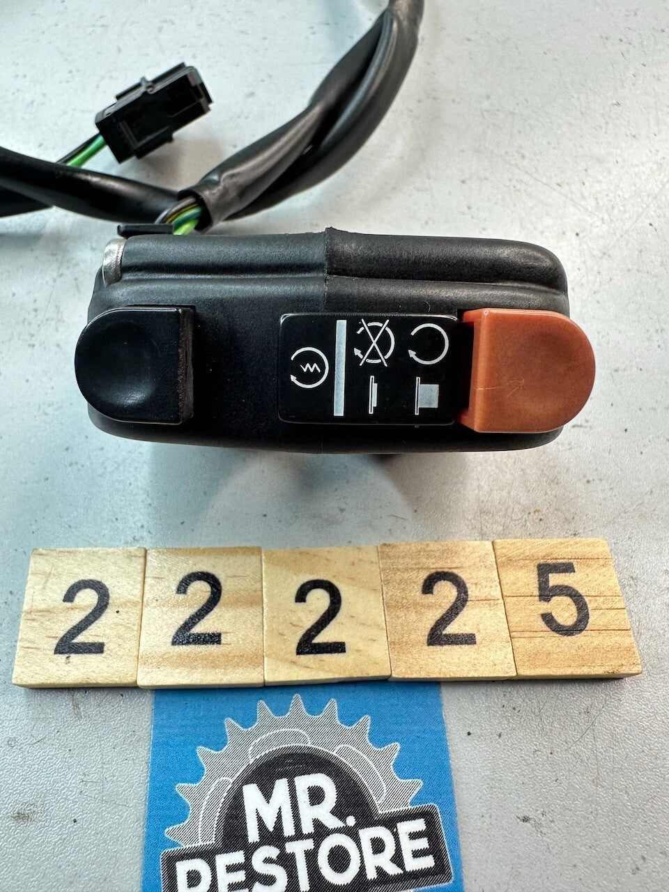 BMW G650GS 2010-15 Right Handlebar Combination Switch 61318549088