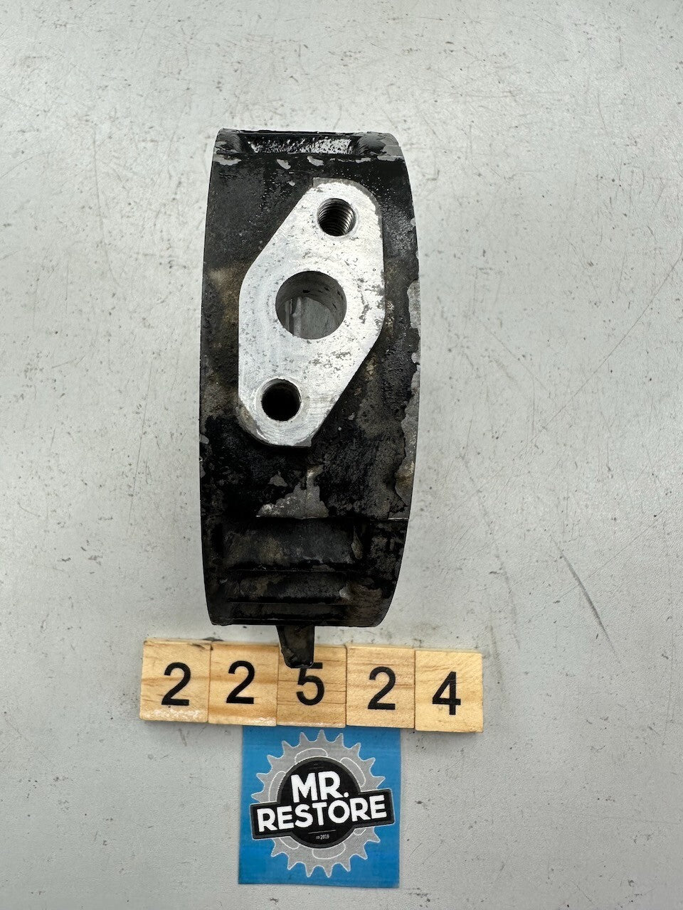 Yamaha XJ650L FZ600 FJ600 XJ900 Oil Filter Adapter Plate 4K0-13461-01