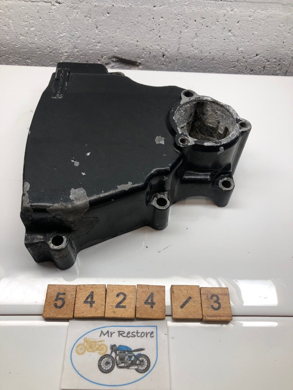 Kawasaki GPZ900R GPZ750R ZX900 Chain Cover 14026-1173