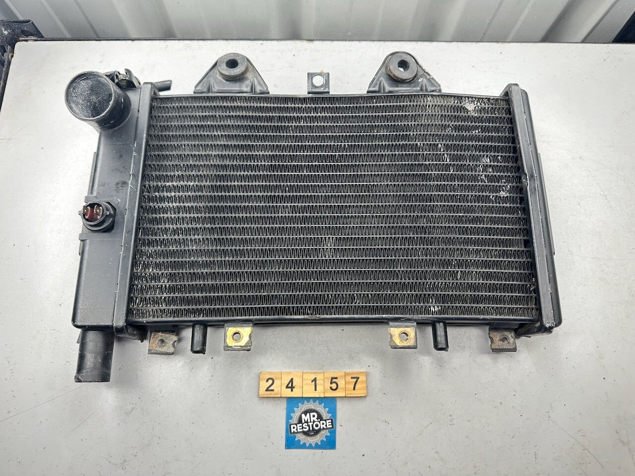 Triumph Speed Triple T300 Trident - Radiator 2101302-T0301