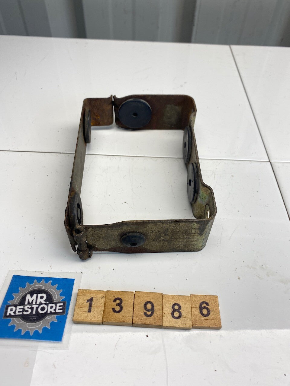Honda CX500 Battery Bands 50327-415 & 50328-415