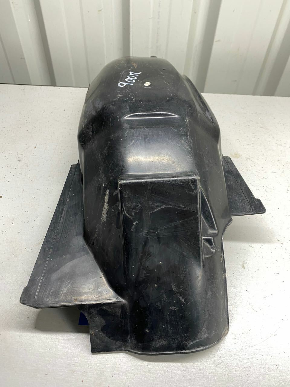Kawasaki GPZ900R ZX900 GPZ750R Rear Fender Under Guard