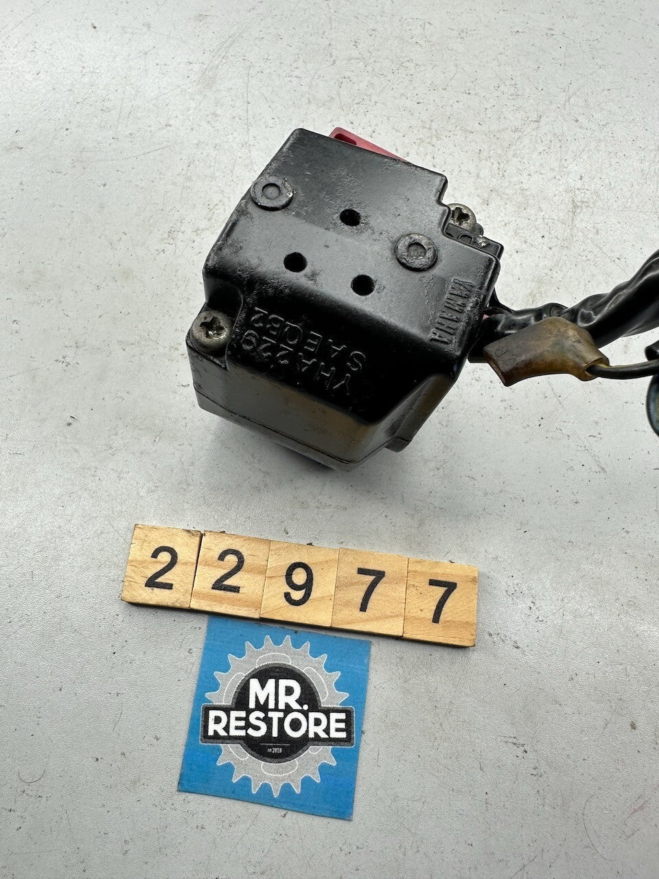 Yamaha FJ1200 FZ750 Genesis L/H Handlebar Switch 1TX-83972