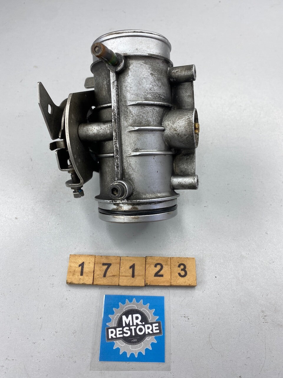 BMW R1100RS R1100RT 259T 259S L/H Throttle Body Butterfly 13542325851