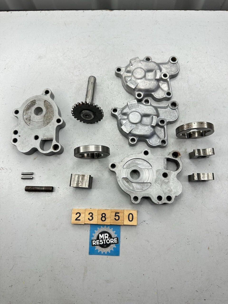 Honda CB900 Boldor CB1100 CB1000 Oil Pump Parts 15100-438-003