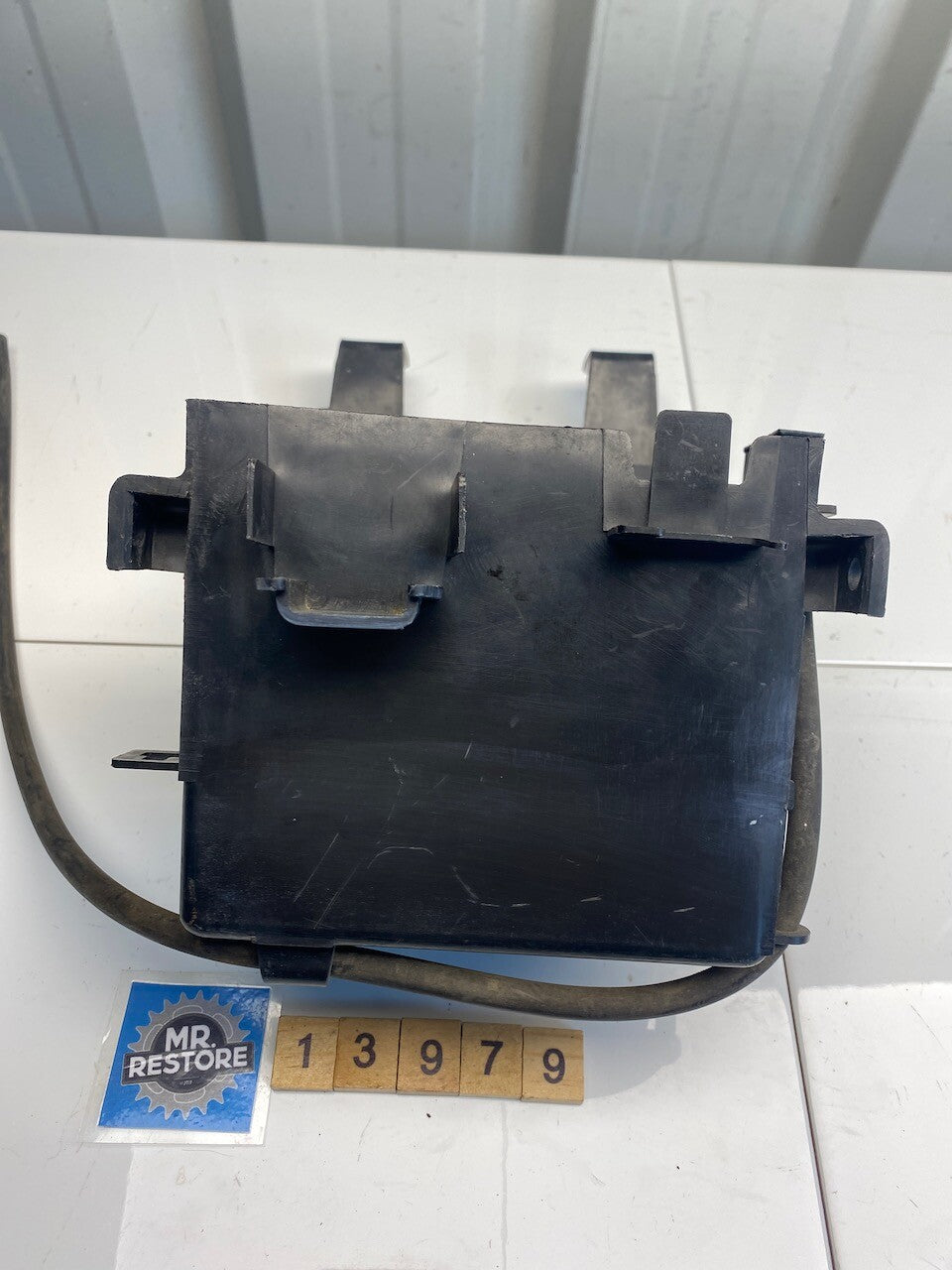 Kawasaki ZX250 ZXR250 Battery Holder Box 32097-1153