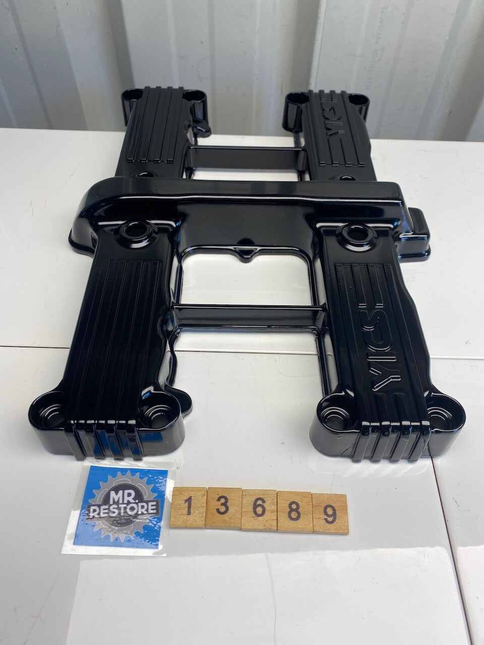 Yamaha XJ650 Maxim YICS 4H7 Rocker Cylinder Head Cover - Reconditioned