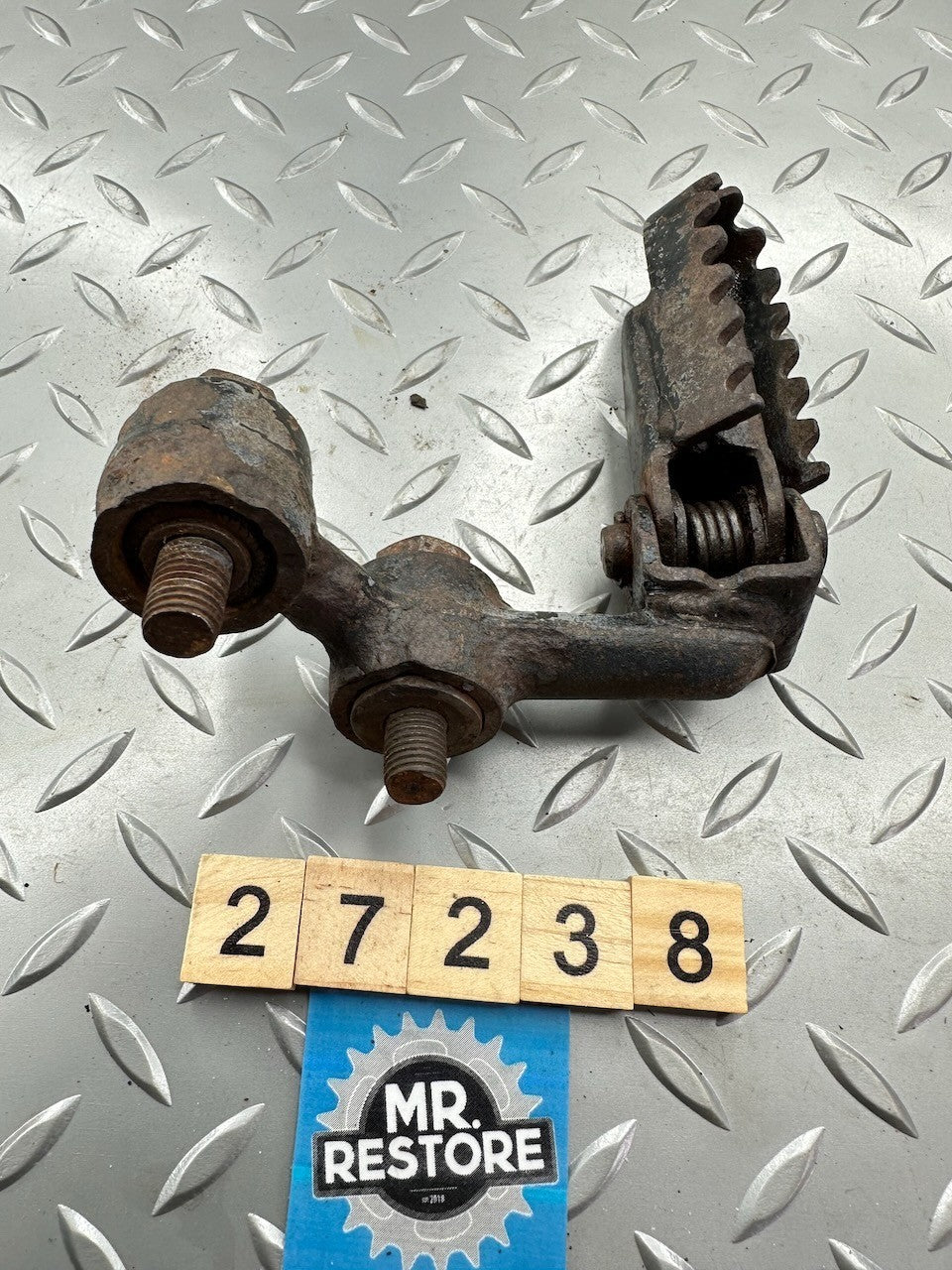 Suzuki SP370 78-79 Left Riders Foot Rest Peg & Bracket 43520-32400  43560-29300