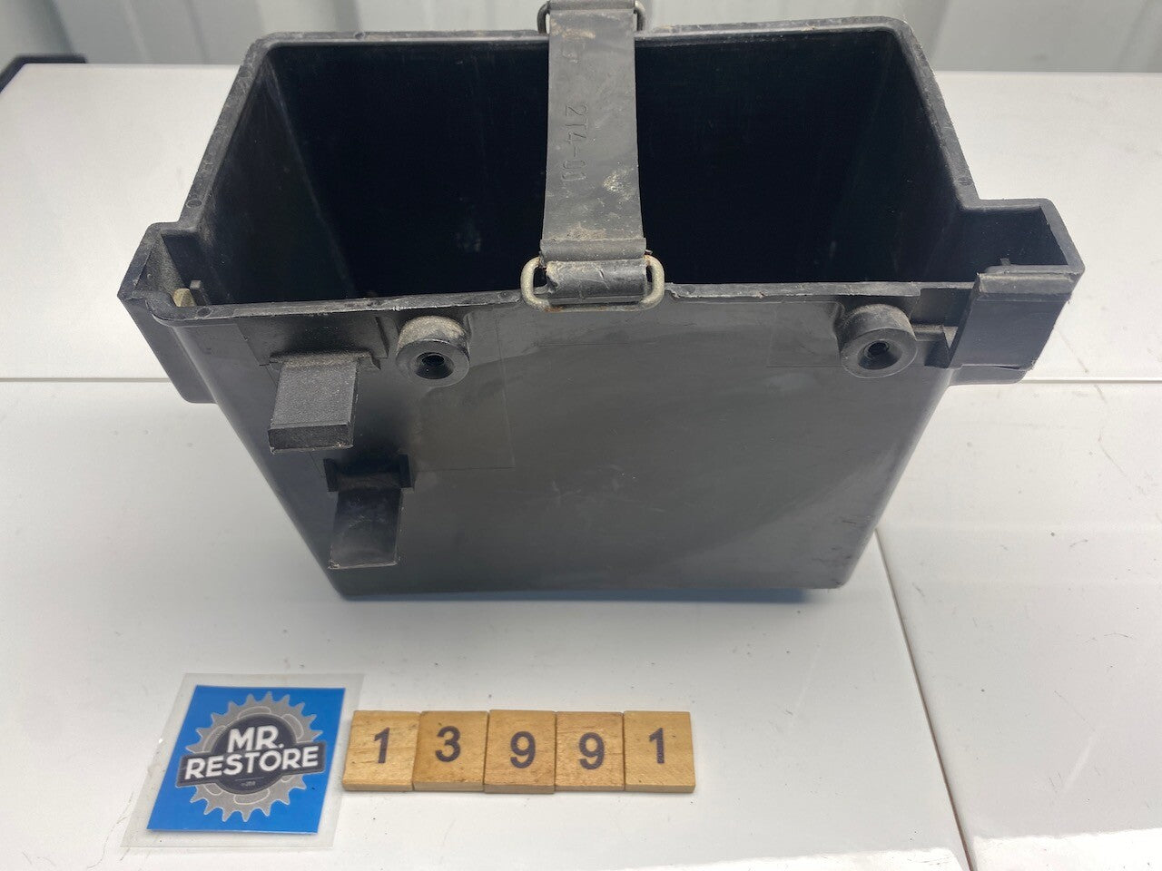 Yamaha FJ1200 1991-1993 Battery Holder Box & Strap 3XW-21245
