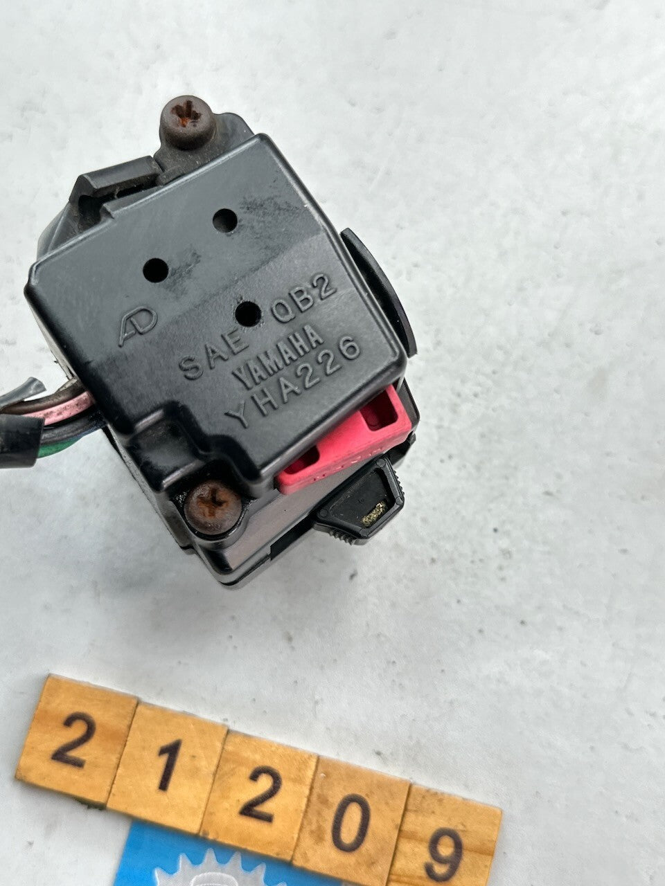 Yamaha SRX600 SRX400 L/H Handlebar Switch
