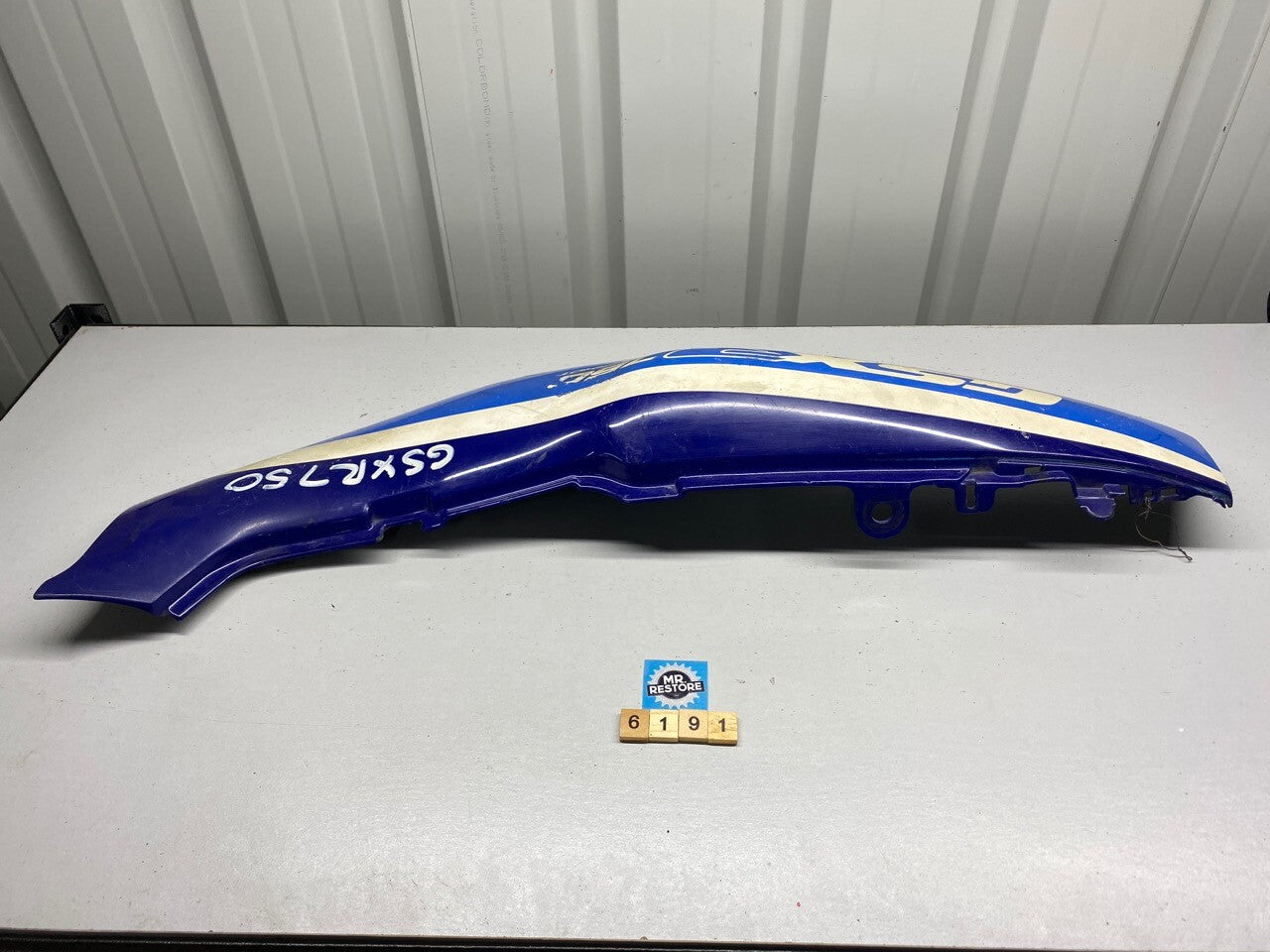 Suzuki GSXR750 GSXR1100 R/H Side Cover 47111-17C00 - 3 colours available