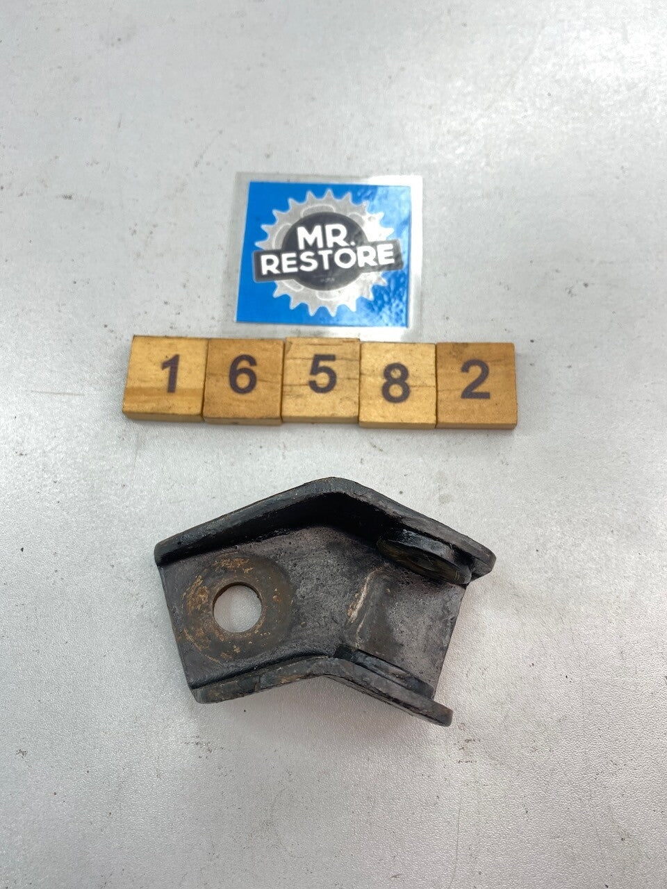 Honda CB750 CB550 Pillion Footrest Bracket