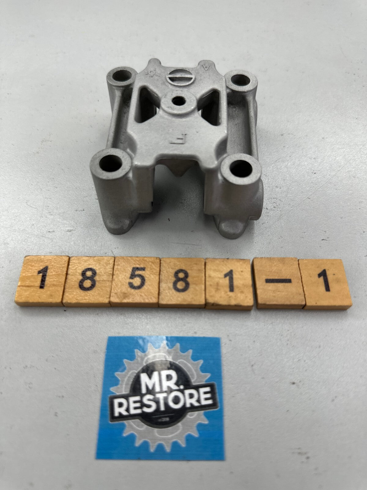 Honda CM250 CMX250 CB250 Camshaft / Rocker Arm Holder 12231-399-010