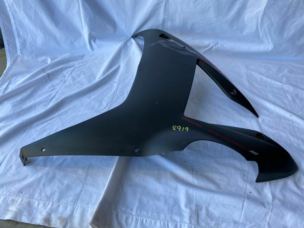 Yamaha R1 YZF 02-03 L/H Fairing Panel Mid 5PW-2835U-00 Black