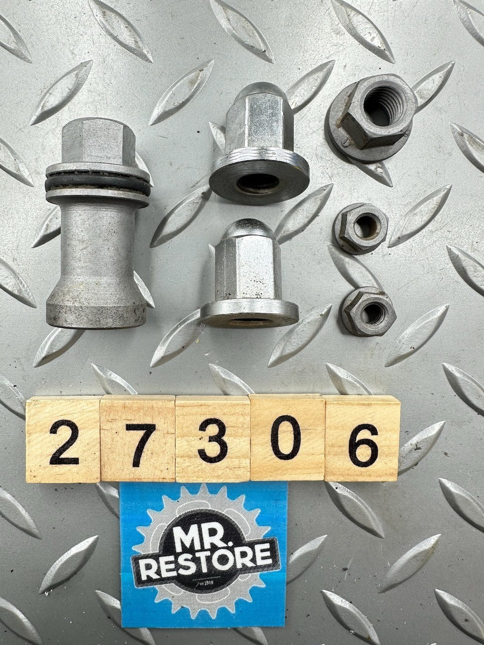 Suzuki SP370 '78-79' SP400 DR400 GN400 Cylinder Head Nuts 11145-32400