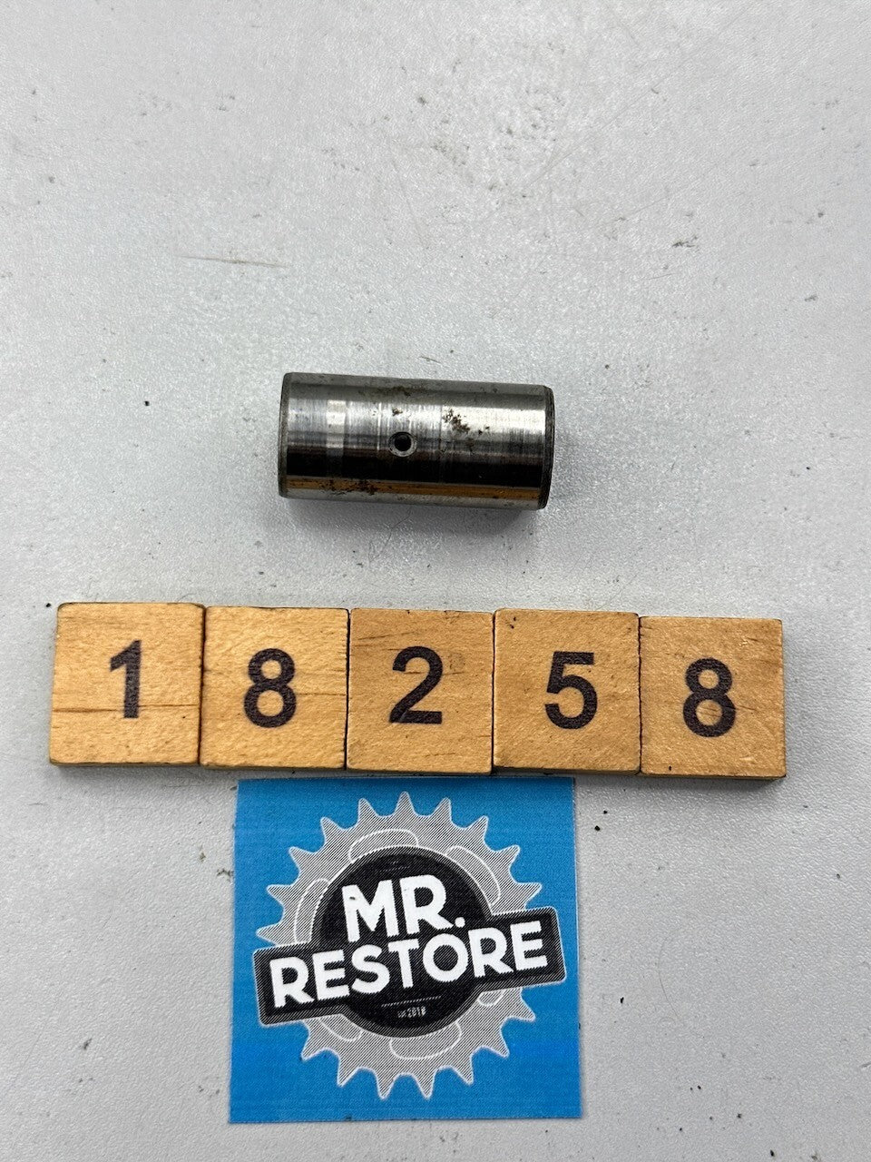 Yamaha XS500 TX500 Idle Sprocket Shaft 371-11455