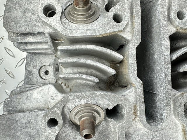 Honda CB350T Cylinder Head