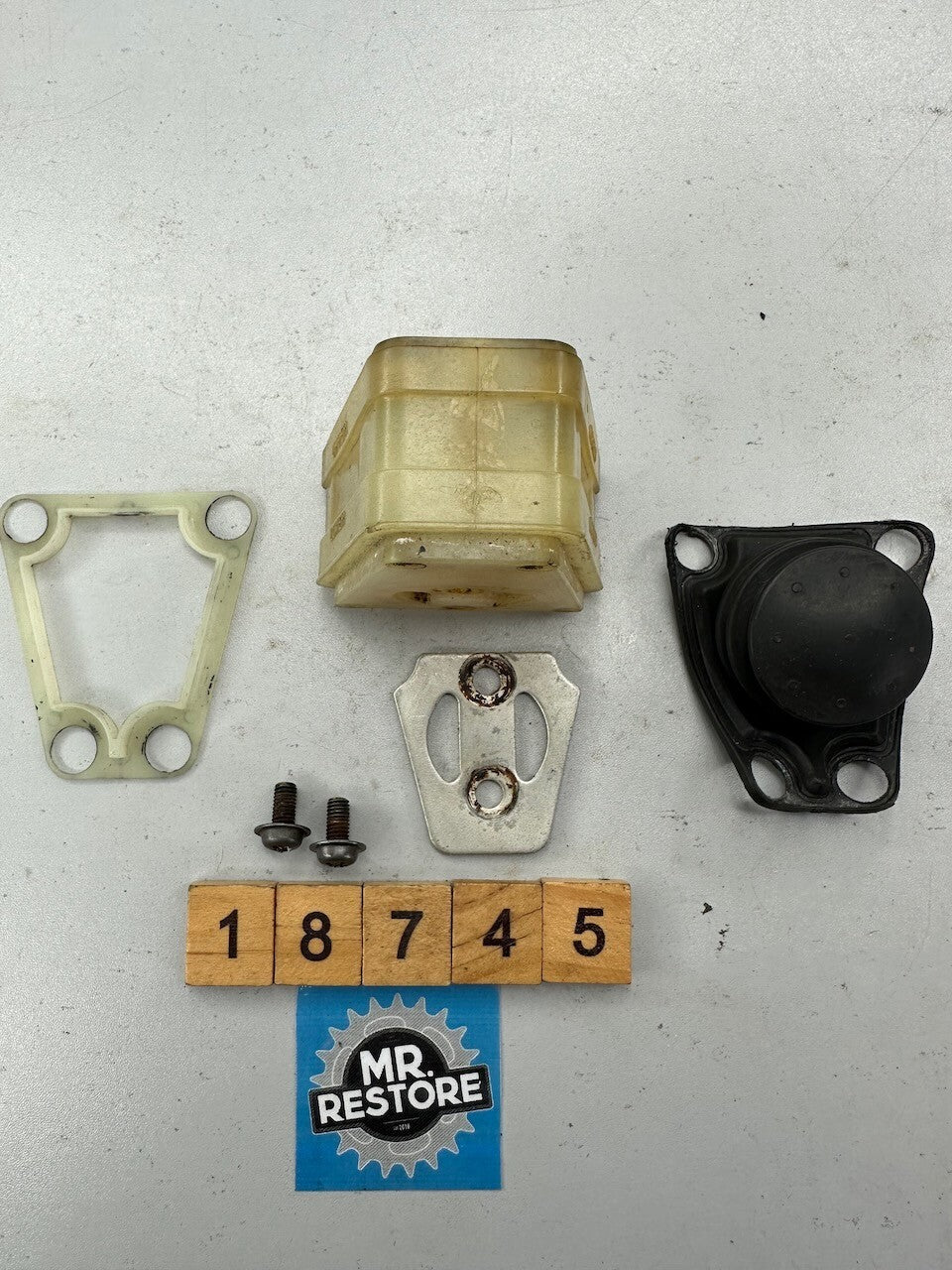 Kawasaki Z1000 KZ1000 OEM Front Master Cylinder Reservoir