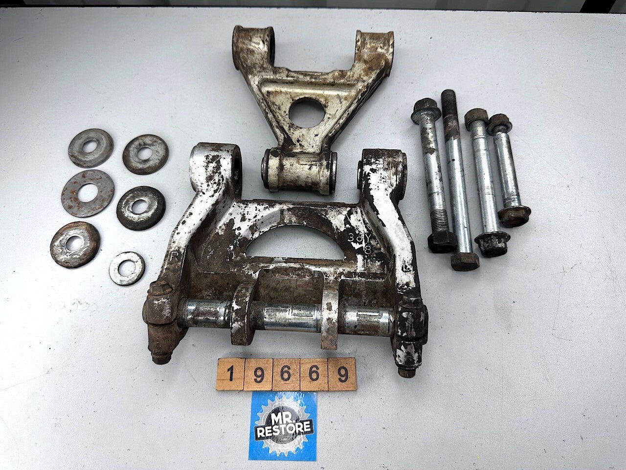 Yamaha FJ1200 FZ750 Rear Shock Suspension Lower Linkage Arms & Pivot Bolts