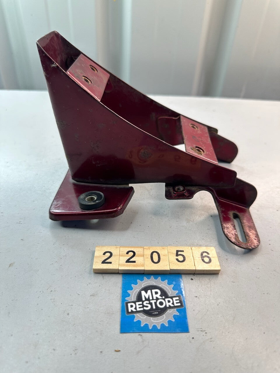 Kawasaki GT550 Z550 1983-84 Taillight Bracket 23036-1047-H3