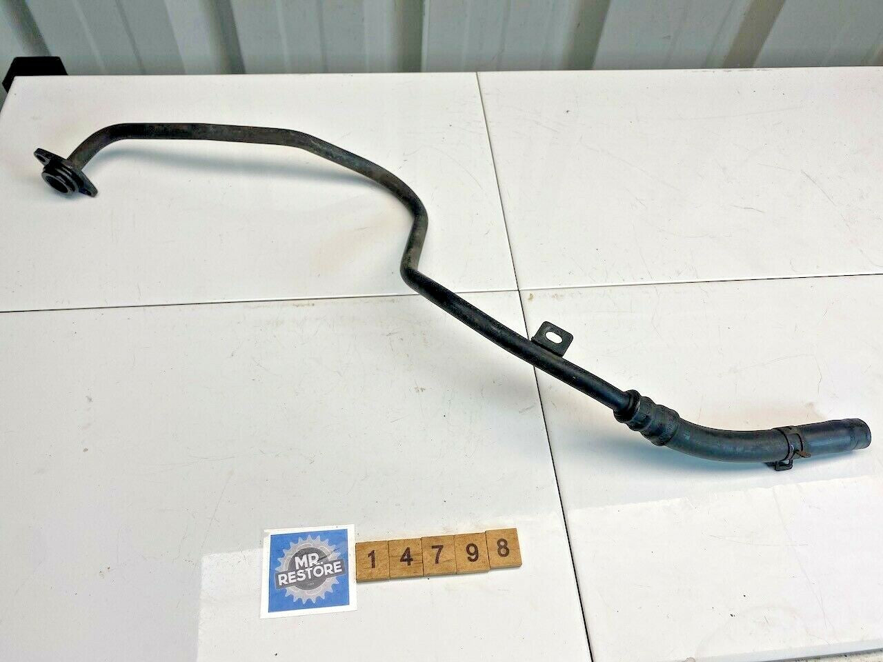 BMW R1100S Right Hand Oil Cooler Pipe Hose OEM 1998-2005 R2S
