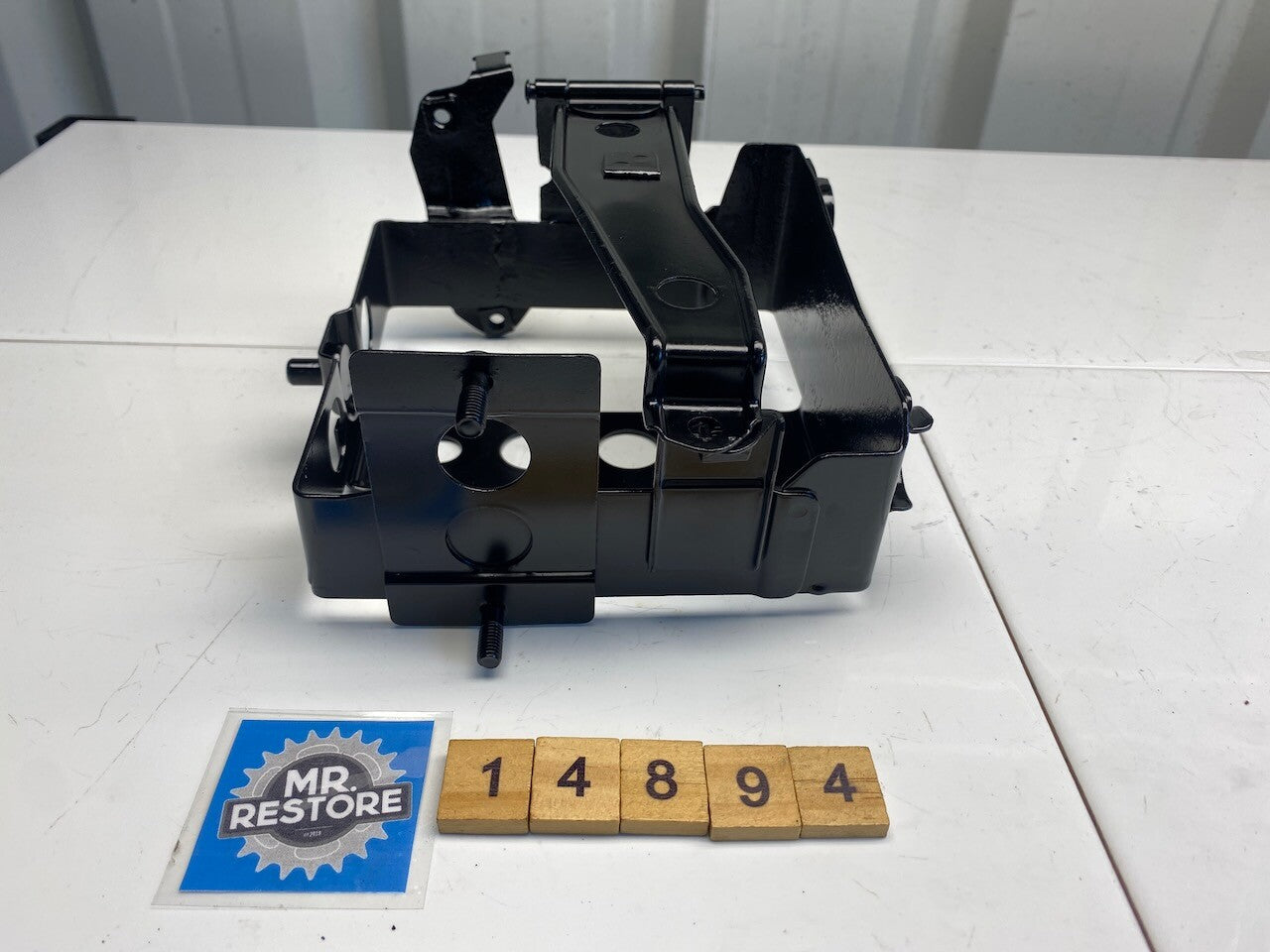 Yamaha SR500 SR400 Battery Box 2J2-21170 - Repainted