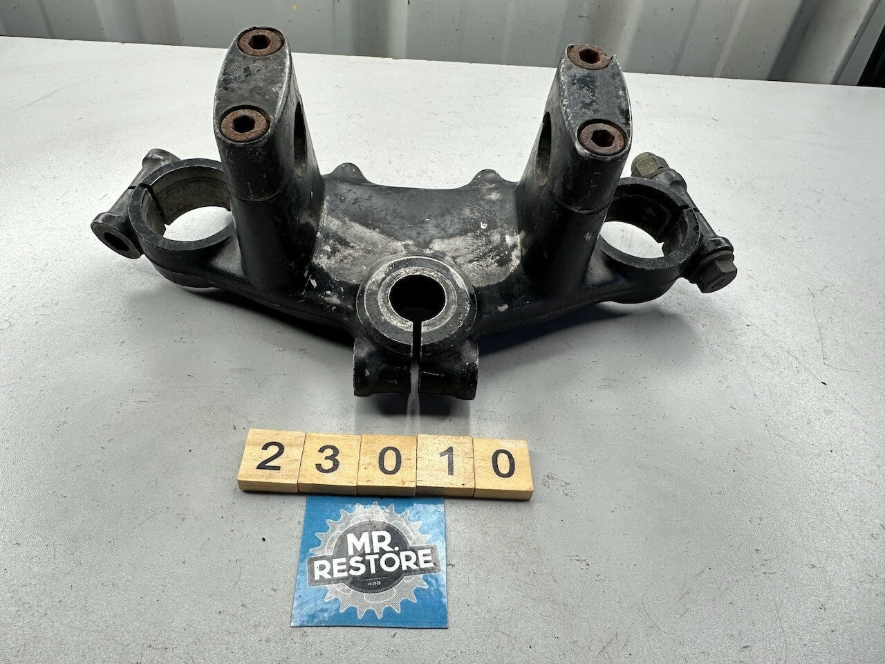 Suzuki GS650 Katana '81-82' Upper Steering Stem Triple Tree 51311-34210-291