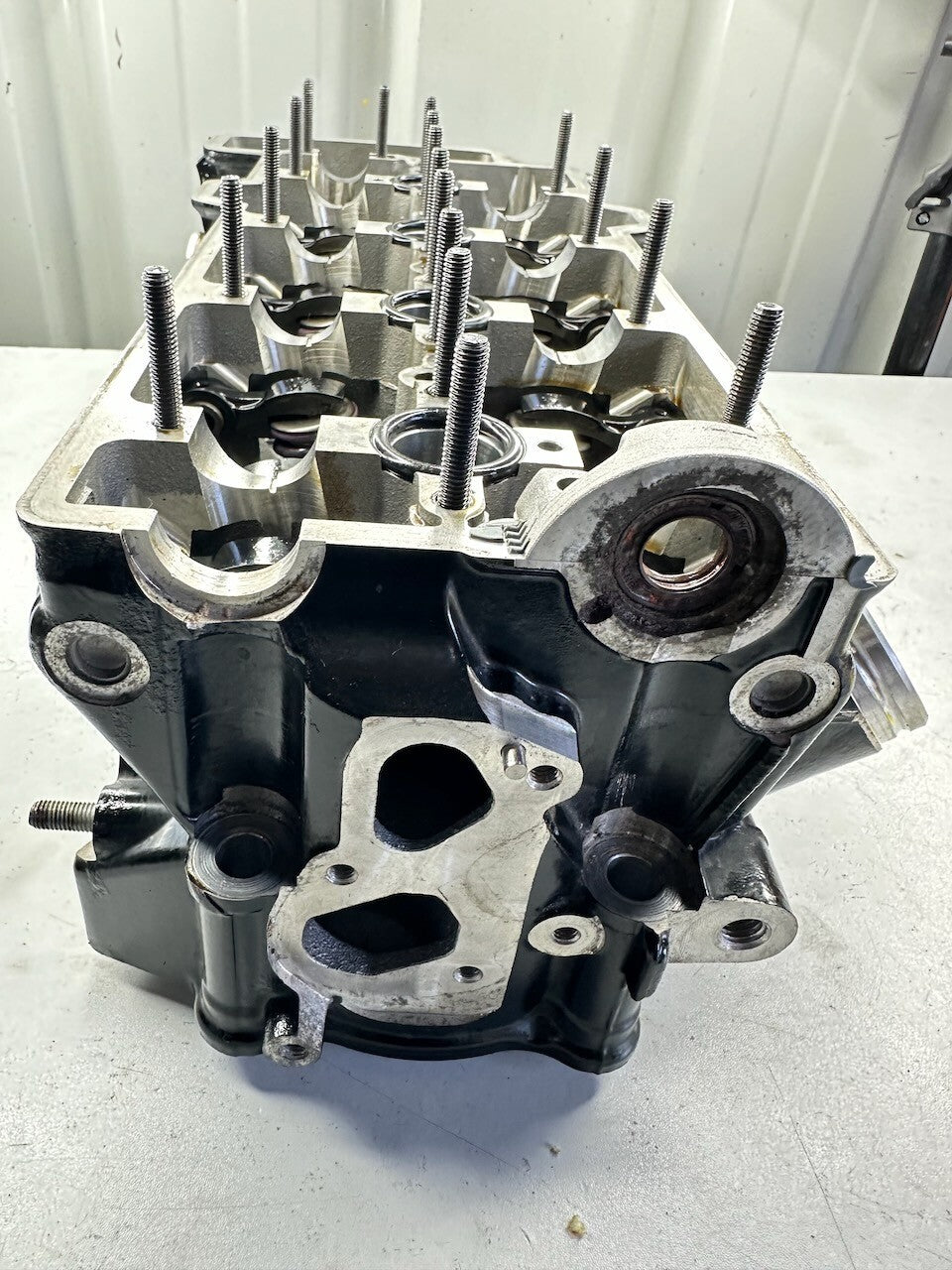 BMW K1300R K1300S K1300GT Cylinder Head 11127716528