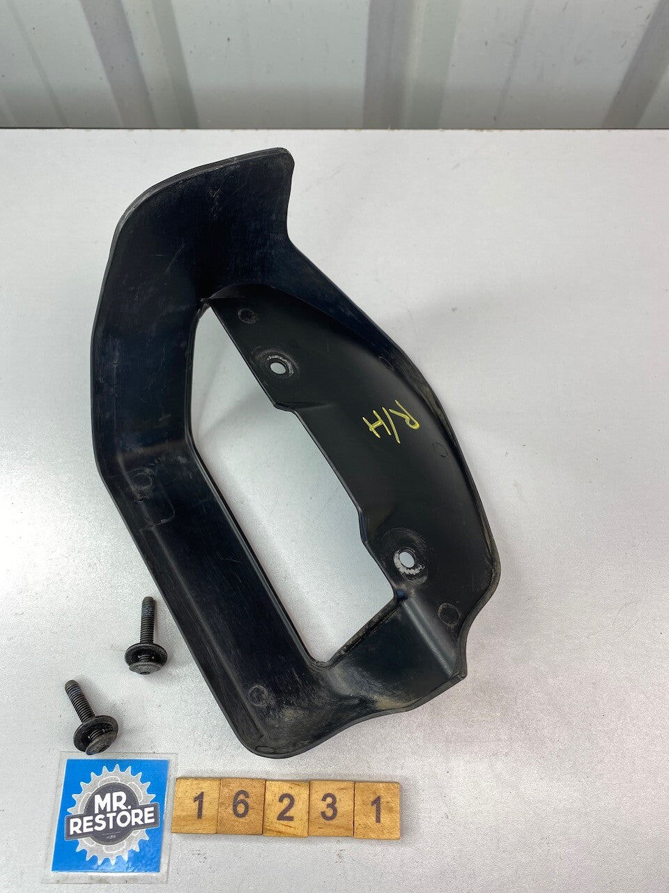 BMW R1100R R850R R/H Oil Radiator Guard 46 63 2 313 736