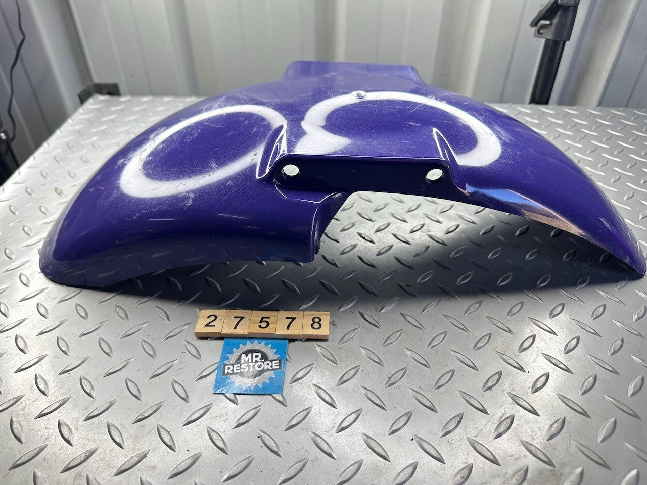 Honda CBR900RR Fireblade SC28 OEM Front Mudguard Fender No Cracks 6100-MWO-0000