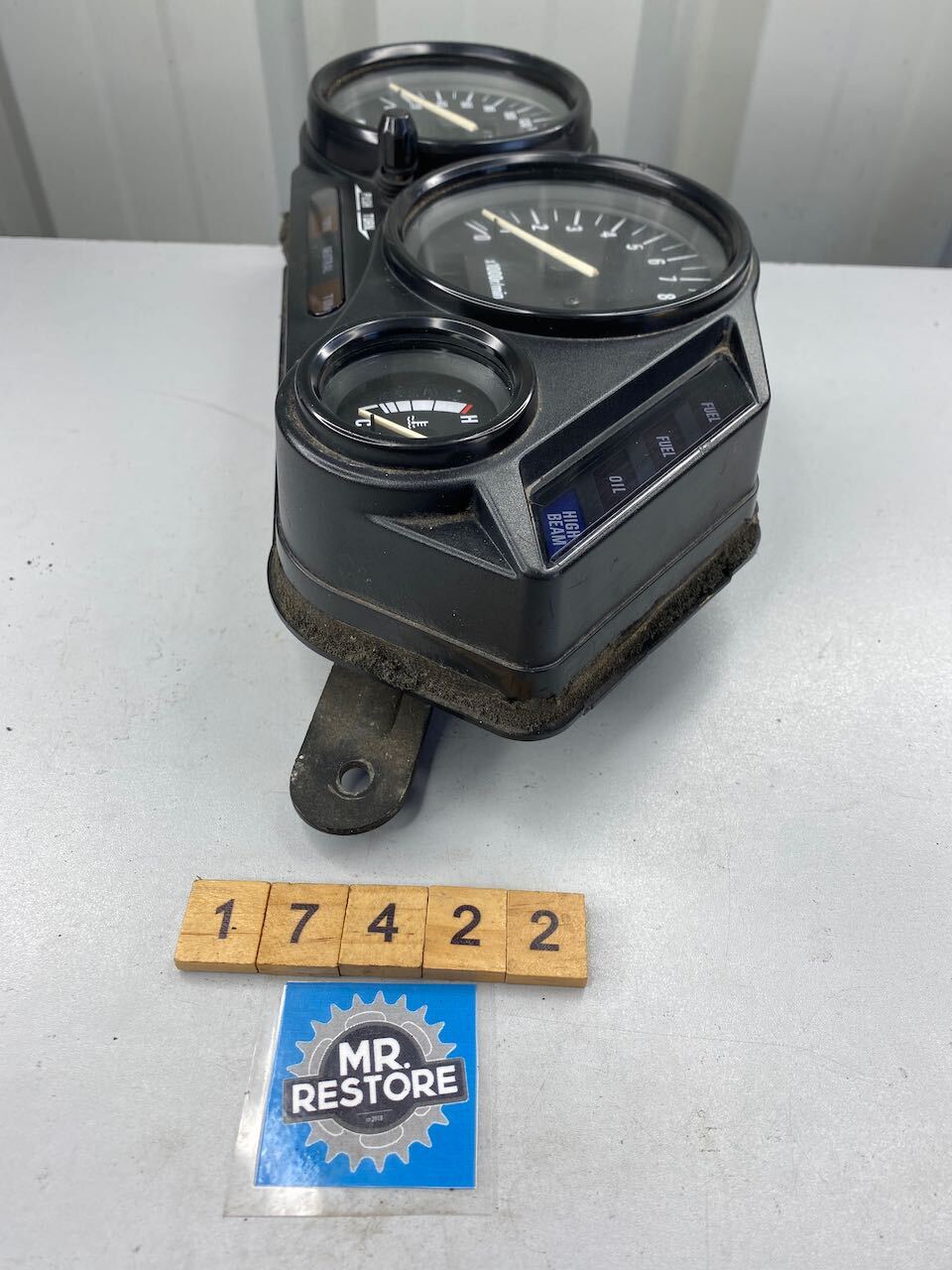 Kawasaki ZZR1100C Dashboard Instruments Meters KMH Tested (showing only 15728ks)