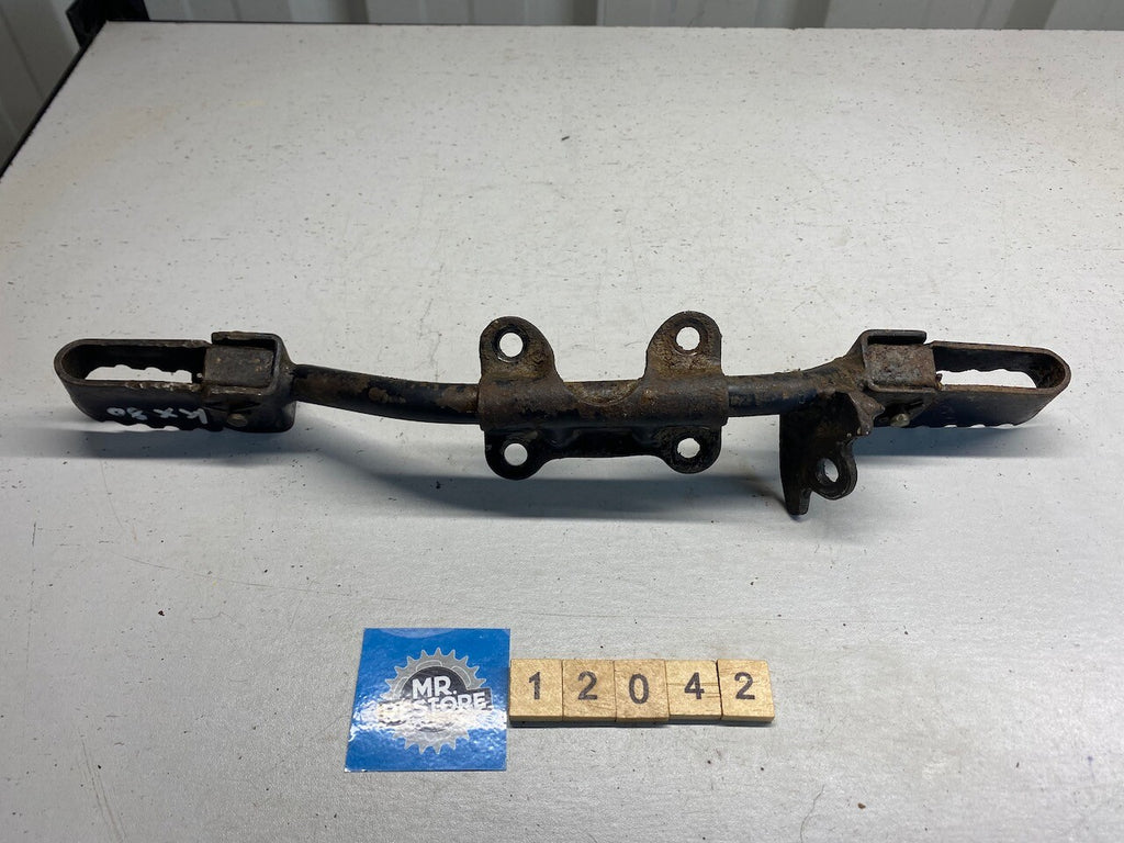Kawasaki KX80 Riders Foot Rests & Mount