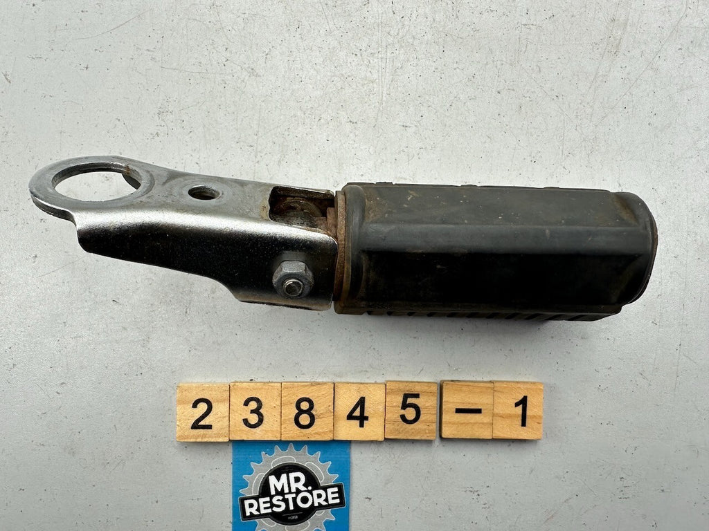 Honda CB900 Boldor CB750 Left Pillion Footrest Peg 50718-438