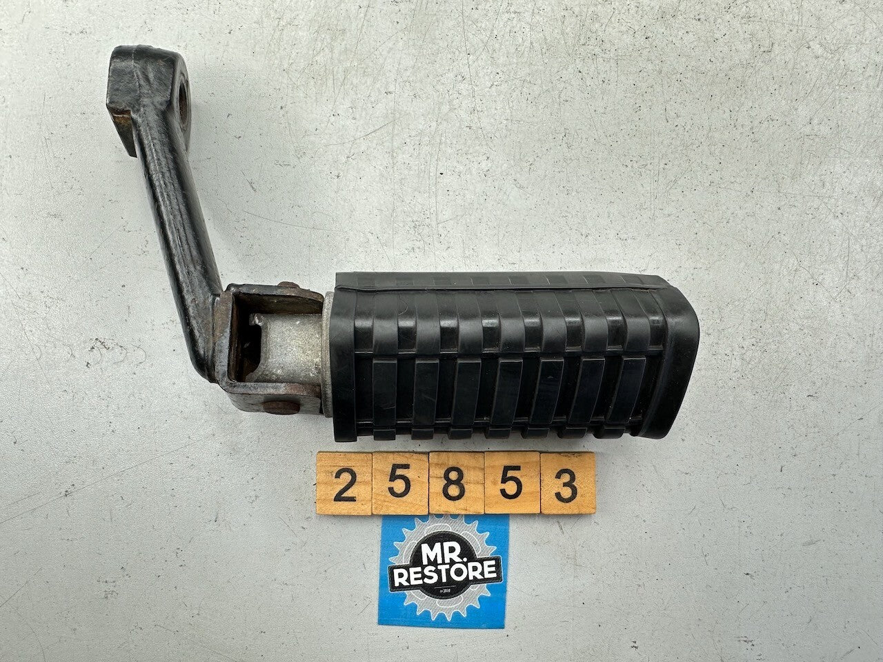 Kawasaki Z1300 KZ1300 Left Foot Rest Peg & Bracket 34028-1015