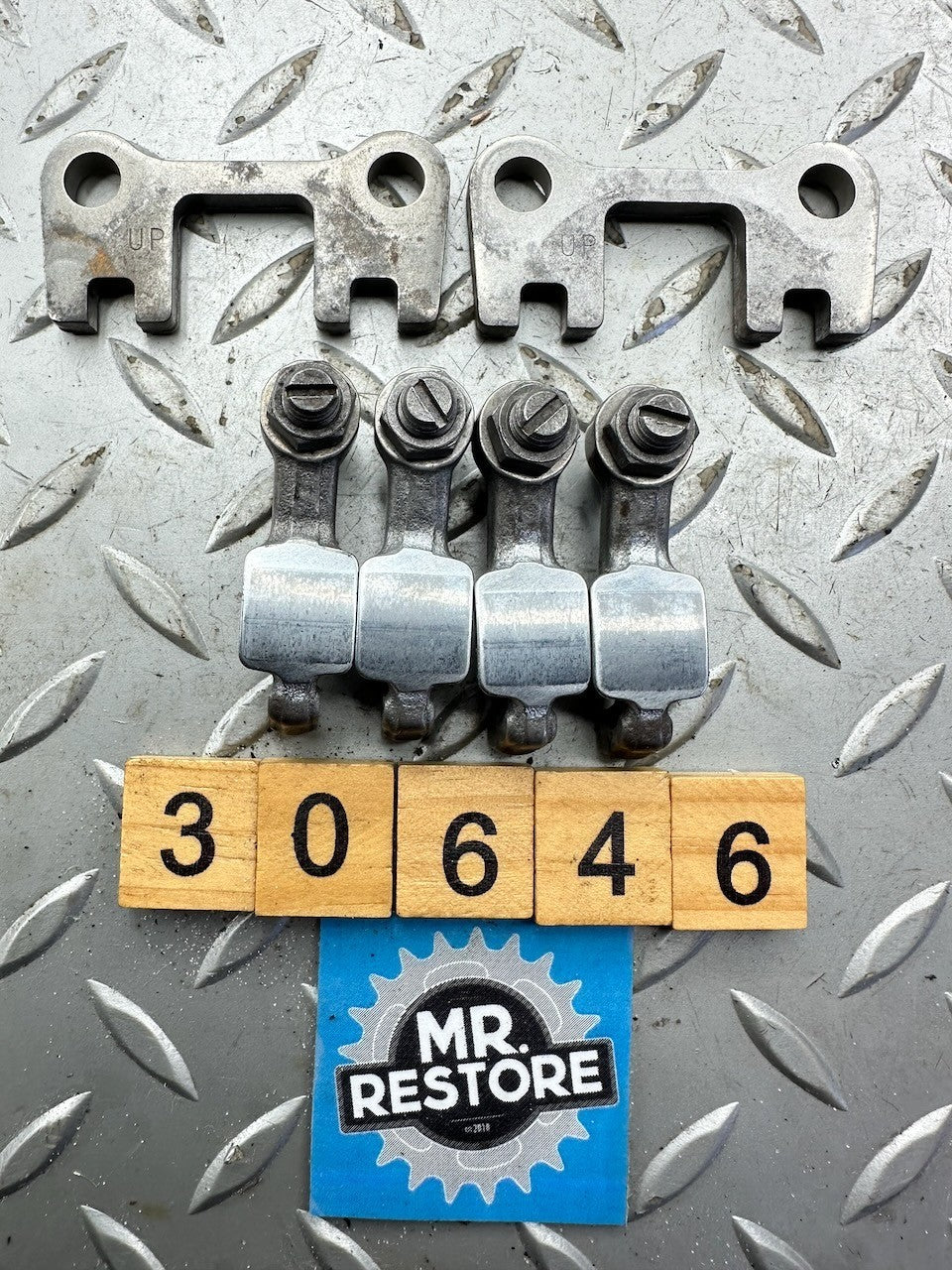 Honda CBR1000 87-99 CB1000F 93-96 CB1300 Valve Rocker Arms x 4 & Plates x2