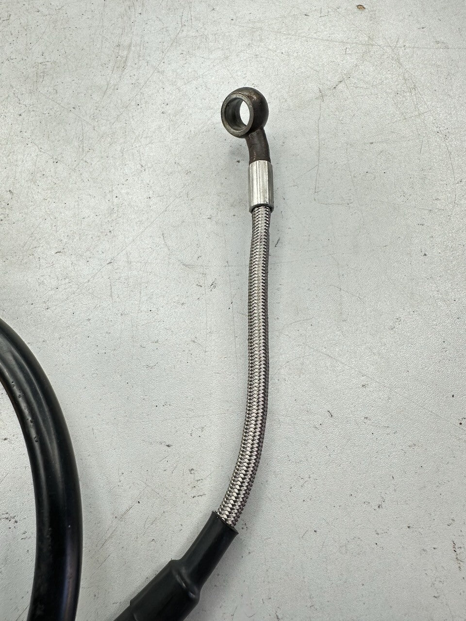 Triumph Daytona Speed Triple T300 - Clutch Hydraulic Hose 2043532-T0301