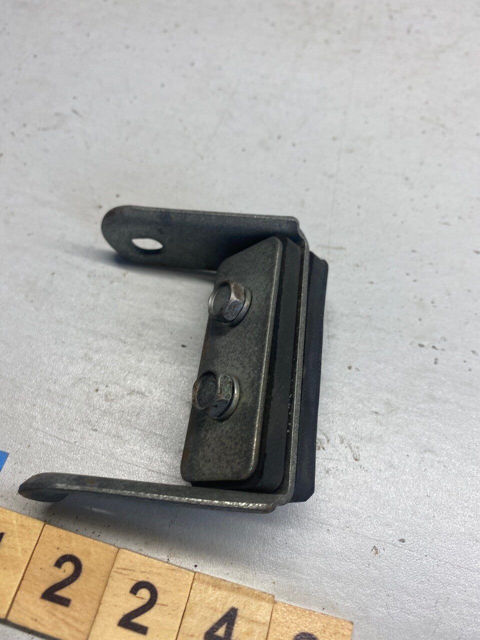 Yamaha FZR1000 FZR400 FJ1200 FZR750 FZR250 Fuel Tank Bracket Assy. 2GH-24191