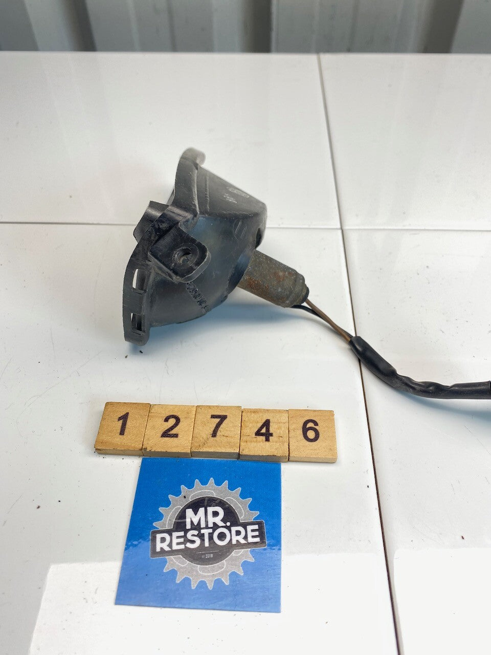 Yamaha FJ1200 Front R/H Indicator Flasher assy.