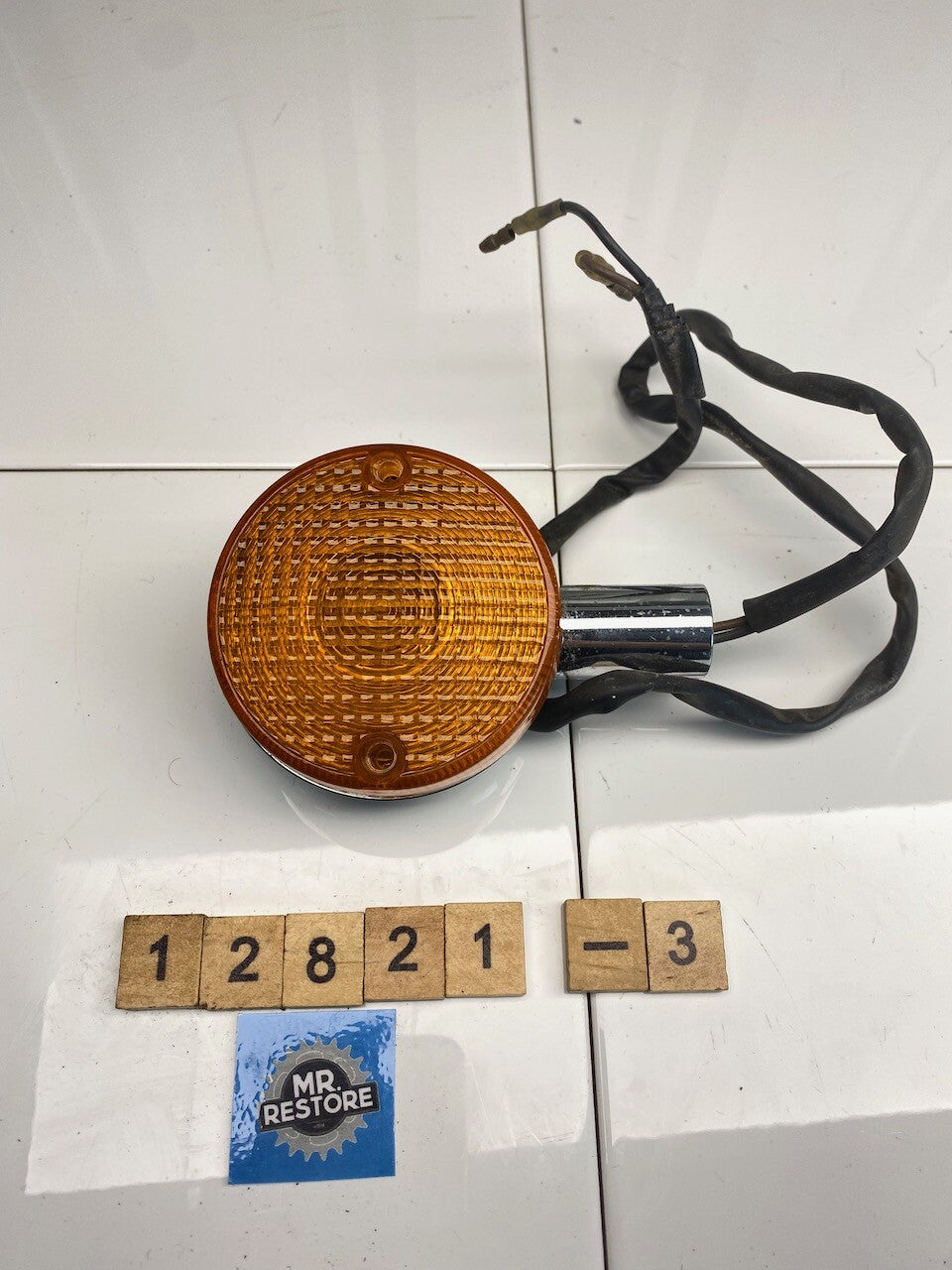Yamaha XV1000 XV535 XV250 OEM Indicator (tested)