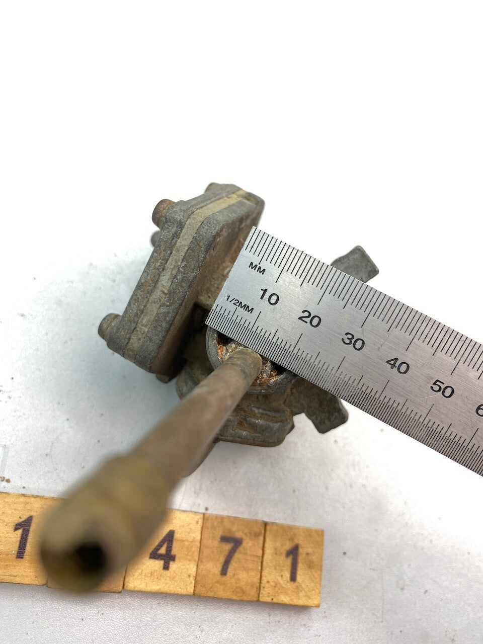 Suzuki Vintage Classic Motorcycle Fuel Tap by Mikuni (GT?)